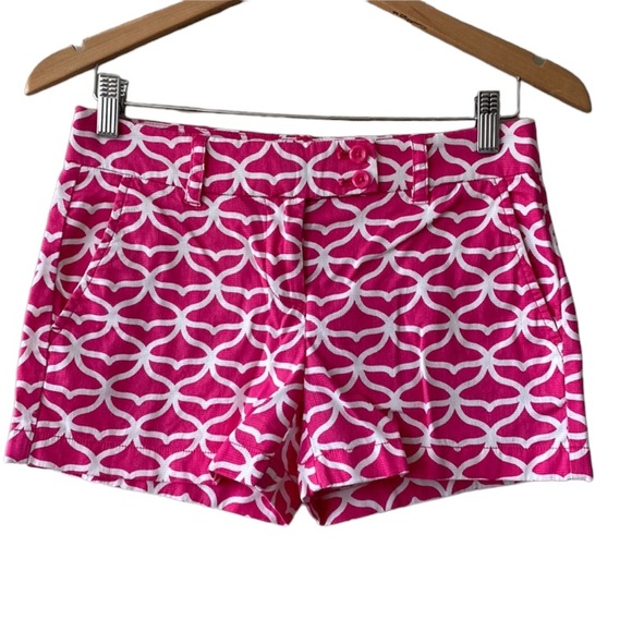 🌟Host Pick🌟 Vineyard Vines Whale Tail Print Everyday Shorts - Picture 1 of 9